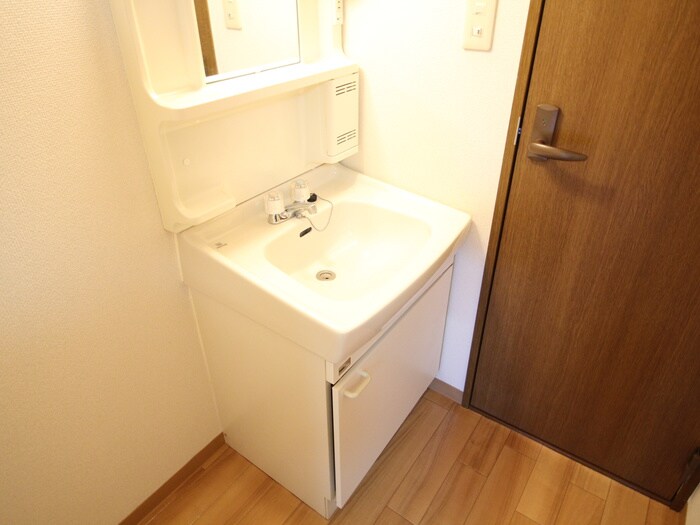 メニ－ロ－ザ甲東園の物件内観写真