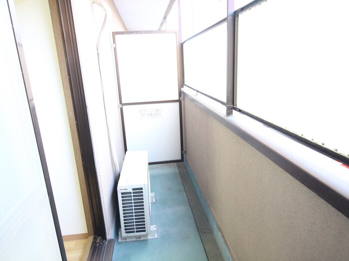 メニ－ロ－ザ甲東園の物件内観写真