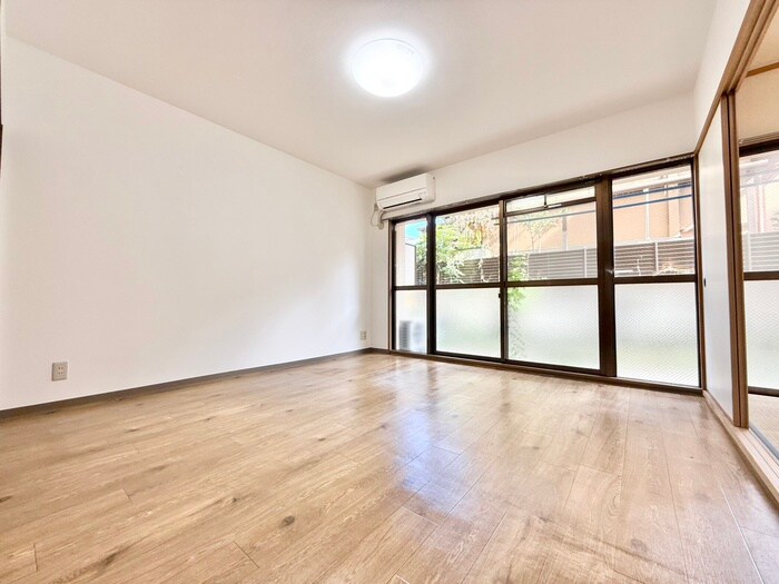 ドマ－レ服部の物件内観写真