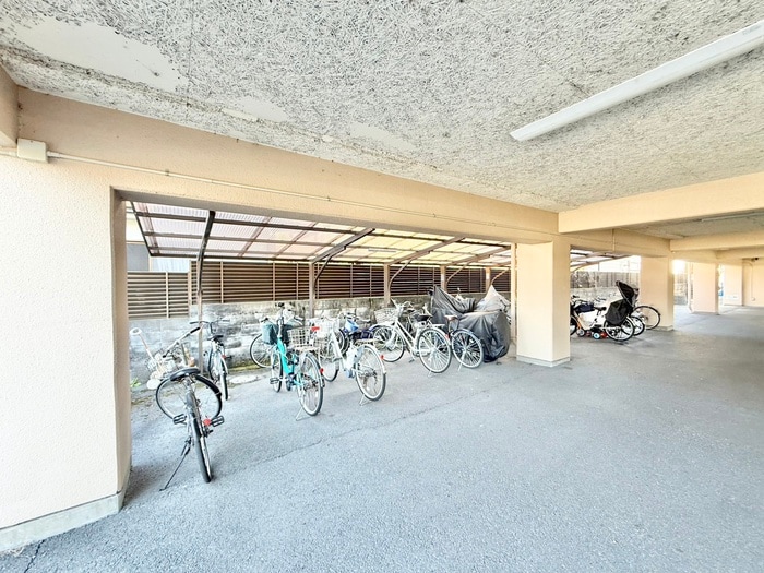 ドマ－レ服部の物件外観写真