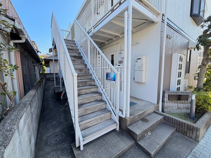 フラワ－ハイツ新伊丹の物件外観写真