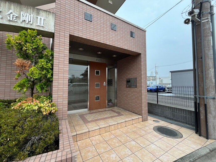 エムス金剛Ⅱの物件外観写真