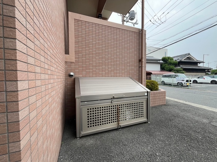 エムス金剛Ⅱの物件外観写真