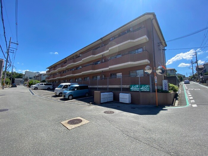 パークヒル高塚の物件外観写真