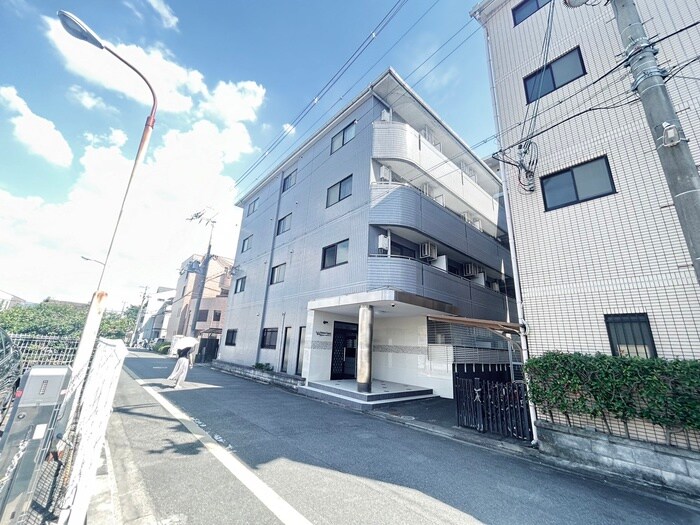 ラ・メゾン・エスポワールの物件外観写真