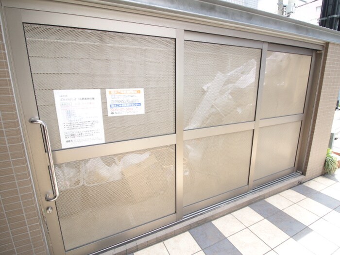 La Douceur心斎橋の物件外観写真