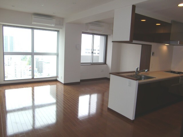 クロスレジデンス大阪新町の物件内観写真