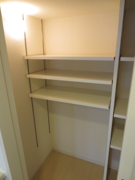 クロスレジデンス大阪新町の物件内観写真