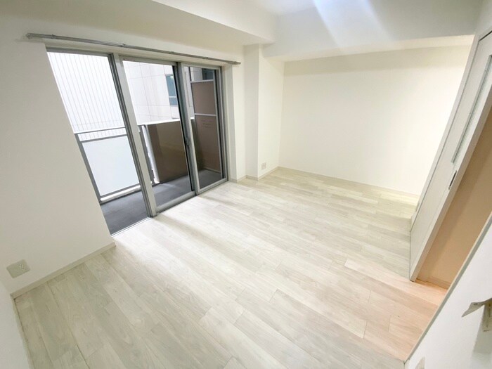 クロスレジデンス大阪新町の物件内観写真