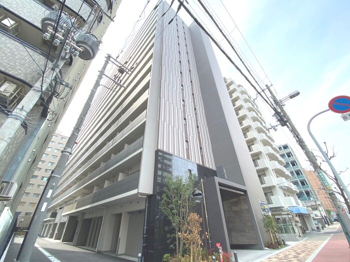 リビオメゾン新大阪の物件外観写真