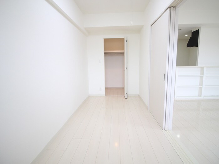セリ－ゼウエストの物件内観写真