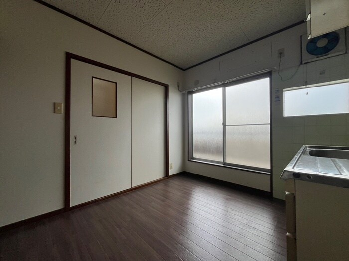 高丸マンションの物件内観写真