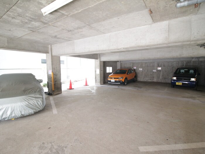 高丸マンションの物件外観写真