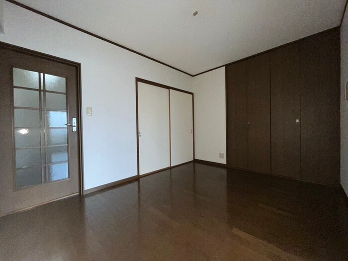 高丸マンションの物件内観写真