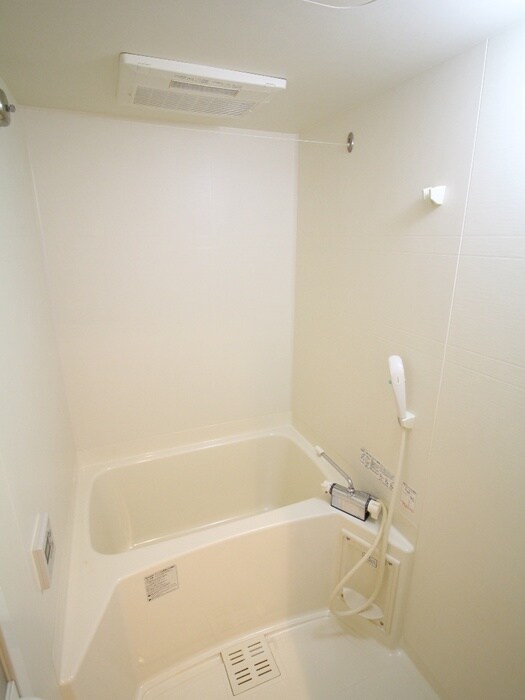 オリエンタル江坂の物件内観写真