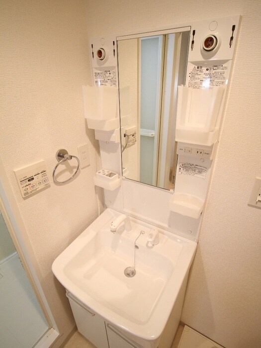 オリエンタル江坂の物件内観写真