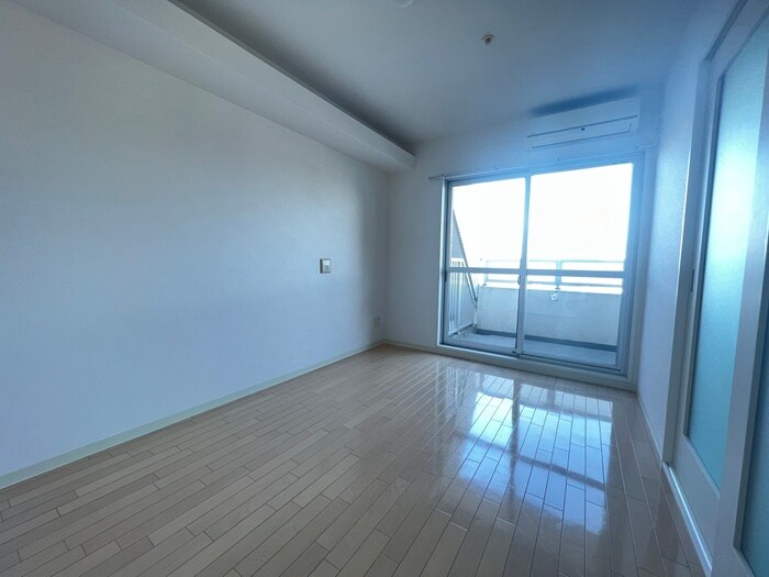 オリエンタル江坂の物件内観写真