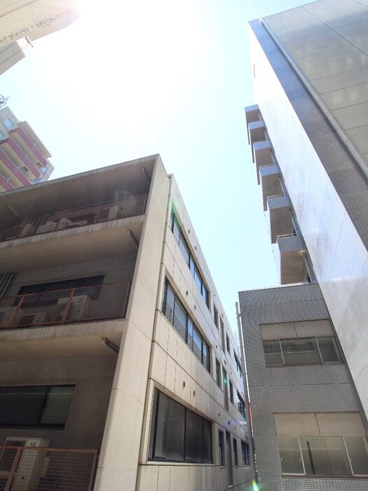 オリエンタル江坂の物件内観写真