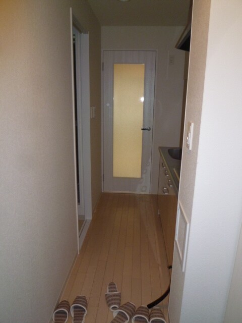 オリエンタル江坂の物件内観写真