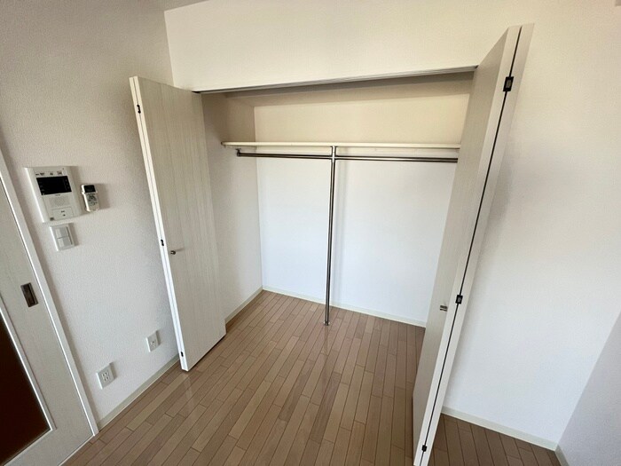 オリエンタル江坂の物件内観写真