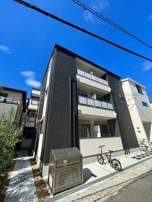 アバンティオエクラの物件外観写真