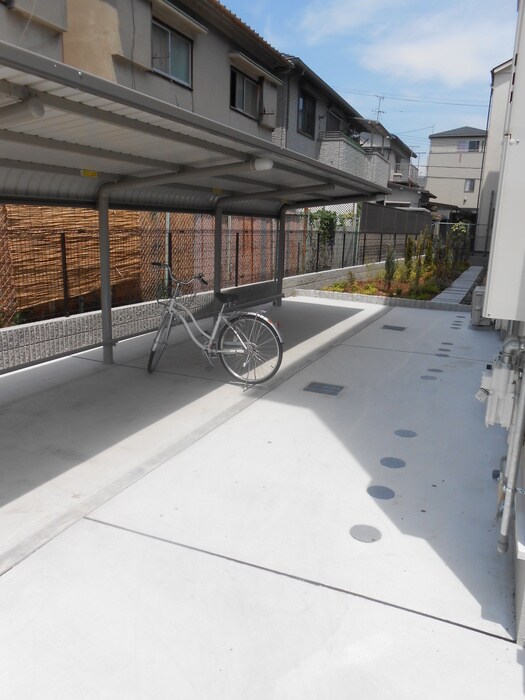 讃良レジデンスの物件外観写真