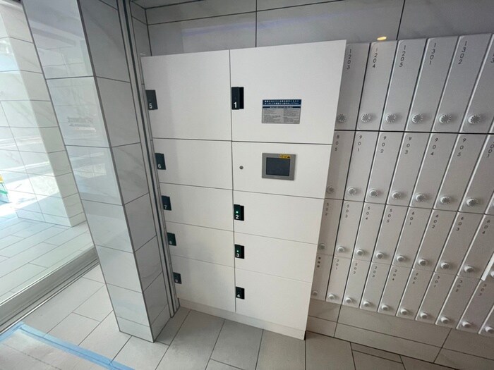 セレニテ本町リアンの物件外観写真