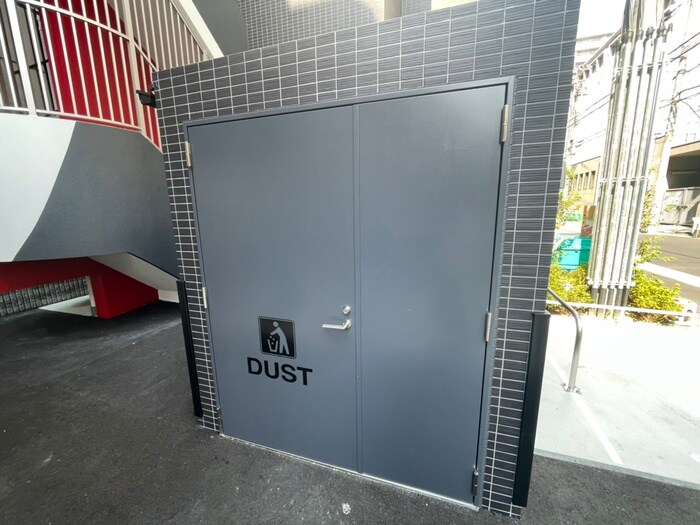 セレニテ本町リアンの物件外観写真