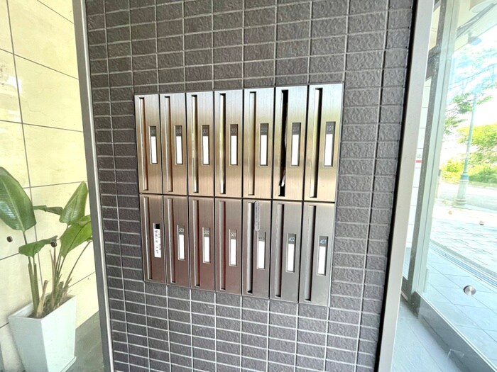 ルネスリベルタ甲南山手の物件外観写真