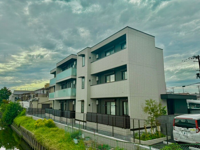 TORISIA Reveの物件外観写真