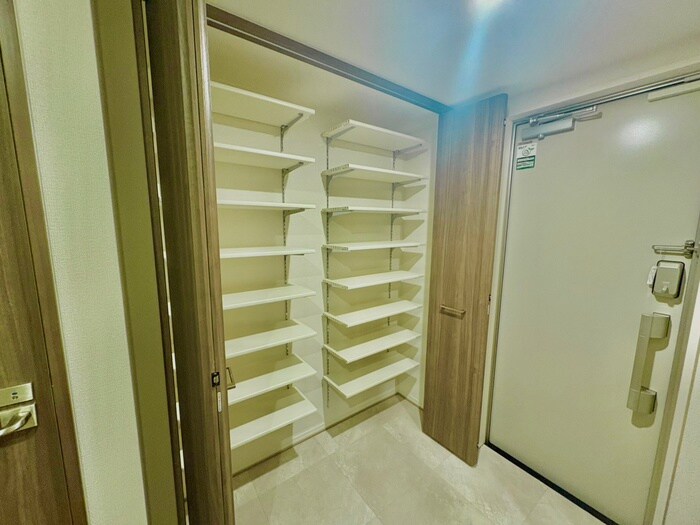 TORISIA Reveの物件内観写真