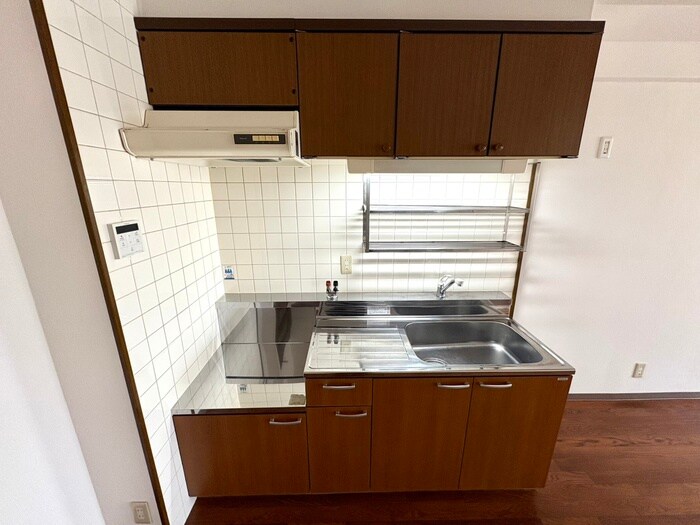 ロ－レルハイム大島の物件内観写真