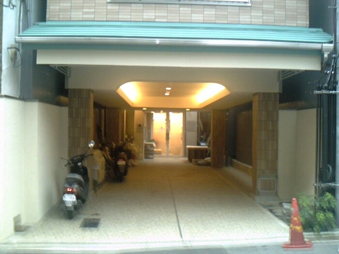 フィクトワ－ル東山の物件外観写真