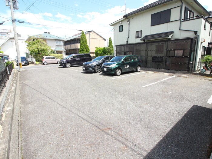 クレストパークⅡの物件外観写真