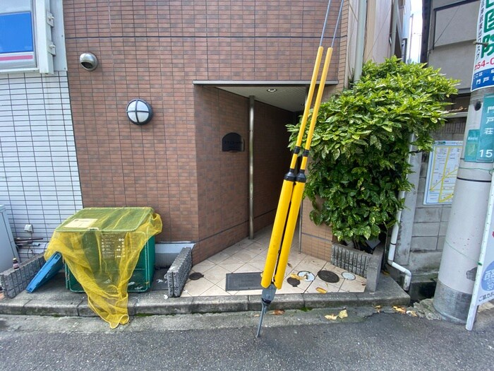 タウンコ－ト門戸の物件外観写真