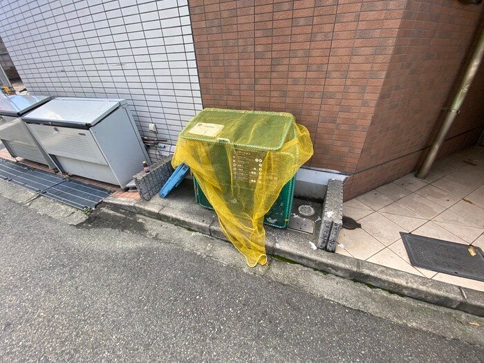 タウンコ－ト門戸の物件外観写真