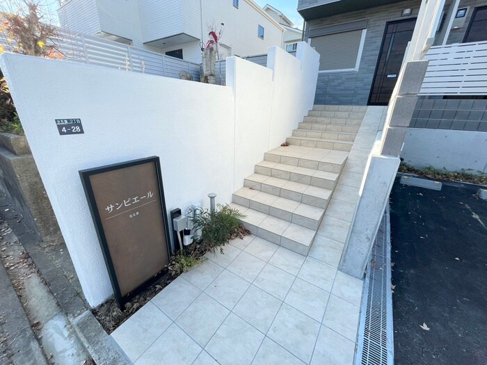 サンピエールの物件外観写真