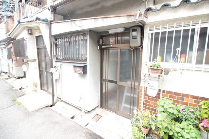 東新町５丁目貸屋の物件外観写真