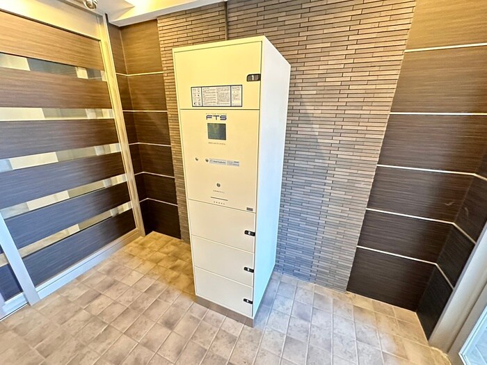 フェイバル二条の物件外観写真