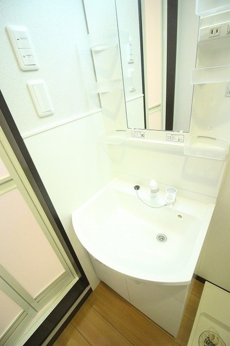 フェイバル二条の物件内観写真