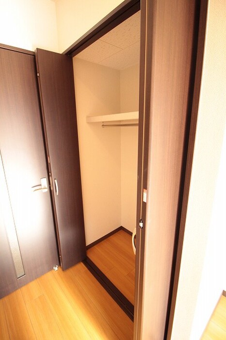 フェイバル二条の物件内観写真