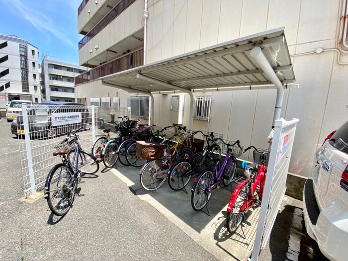 ロイヤルハイムの物件外観写真