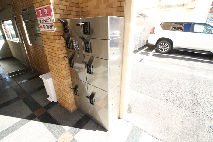 ロイヤルハイムの物件外観写真