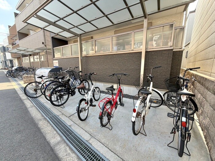 セレニティ田川北A棟の物件外観写真