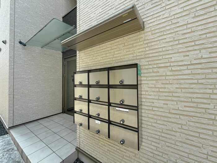 セレニティ田川北A棟の物件外観写真