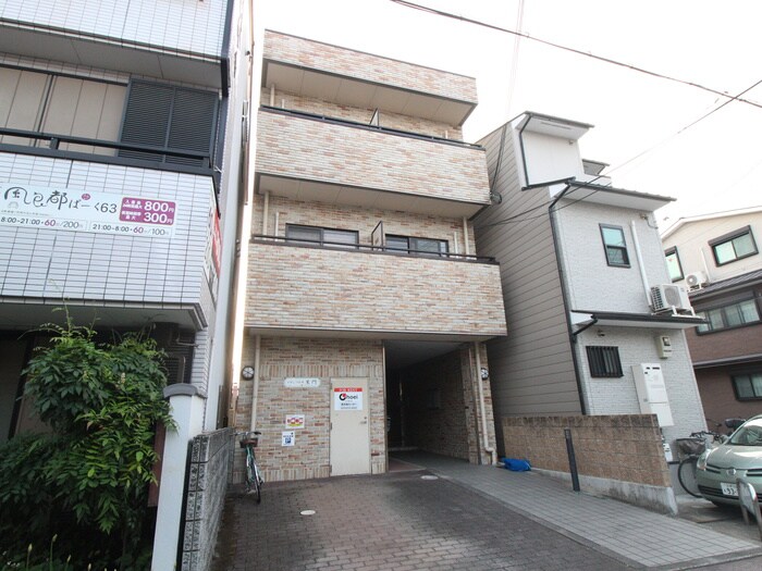 パインパレス黒門の物件外観写真