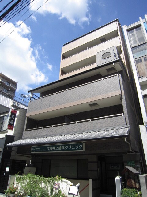 グランレブリー室町六角の物件外観写真