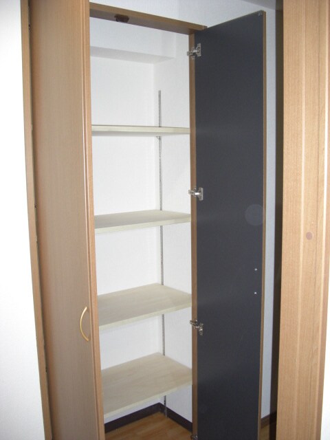 グランレブリー室町六角の物件内観写真