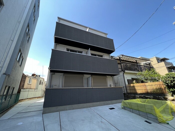 キャトルセゾン豊中本町の物件外観写真