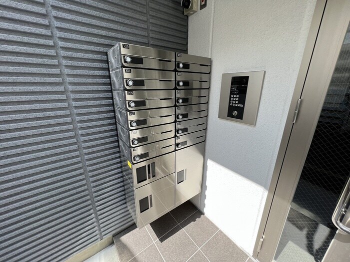 キャトルセゾン豊中本町の物件外観写真